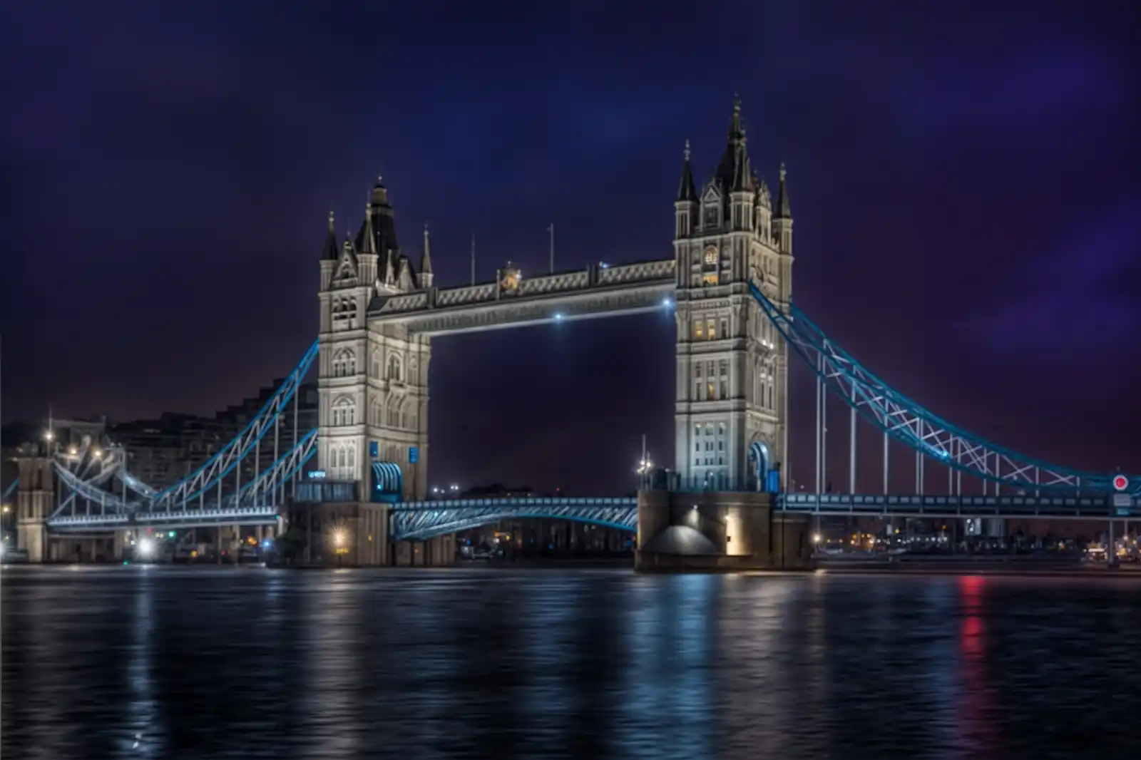 جسر البرج - أشهر اماكن السياحة في لندن