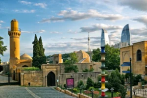 أفضل 5 أماكن سياحية: دليل السياحة في أذربيجان للسعوديين 1 المدينة القديمة - أجمل أماكن سياحية في أذربيجان