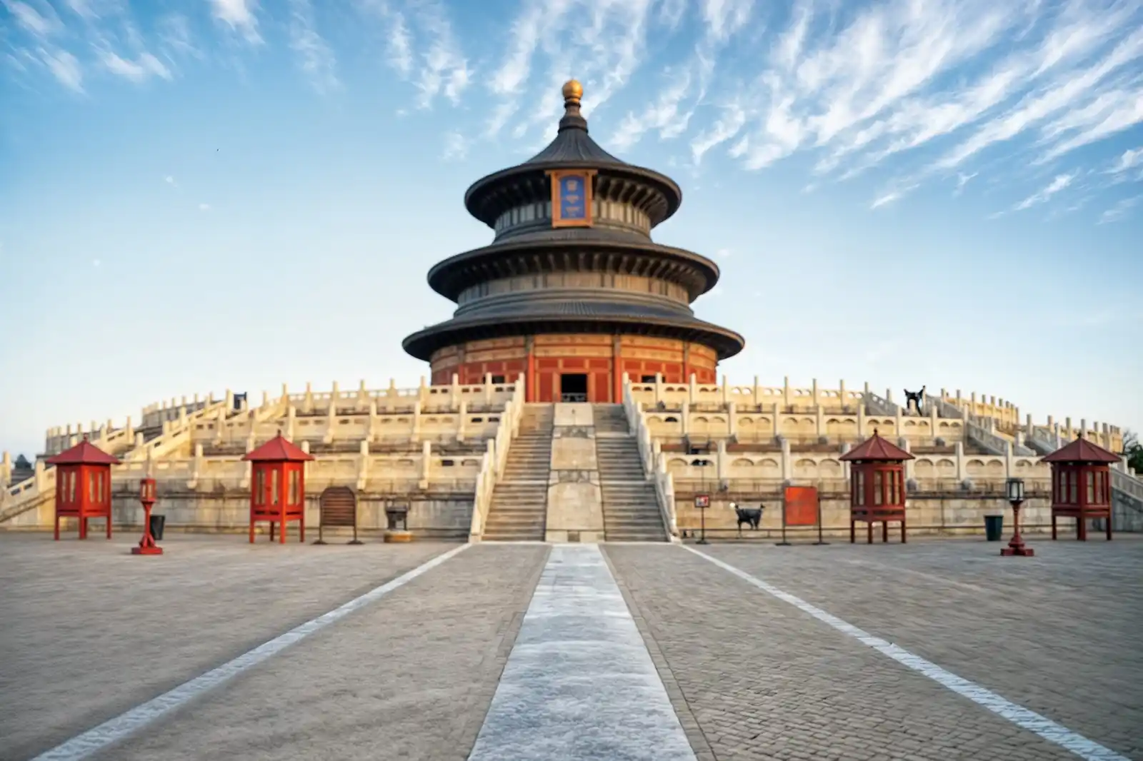 Explore China’s iconic sights