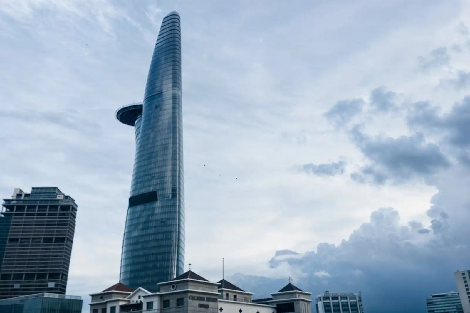 برج بيتيكسكو المالي - أشهر مناطق السياحة في فيتنام