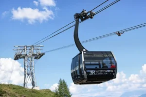 السياحة في النمسا: دليل السعوديين لأجمل أماكن سياحية أوروبية 7 تلفريك كينزشتاينهورن - تجربة ممتعة أثناء السياحة في النمسا
