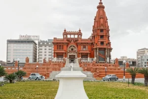 قصر البارون - معلم مهم ضمن برامج رحلات مصر