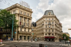 السياحة في النمسا: دليل السعوديين لأجمل أماكن سياحية أوروبية 3 شارع ماريا هلفر - أشهر أماكن التسوق في فيينا