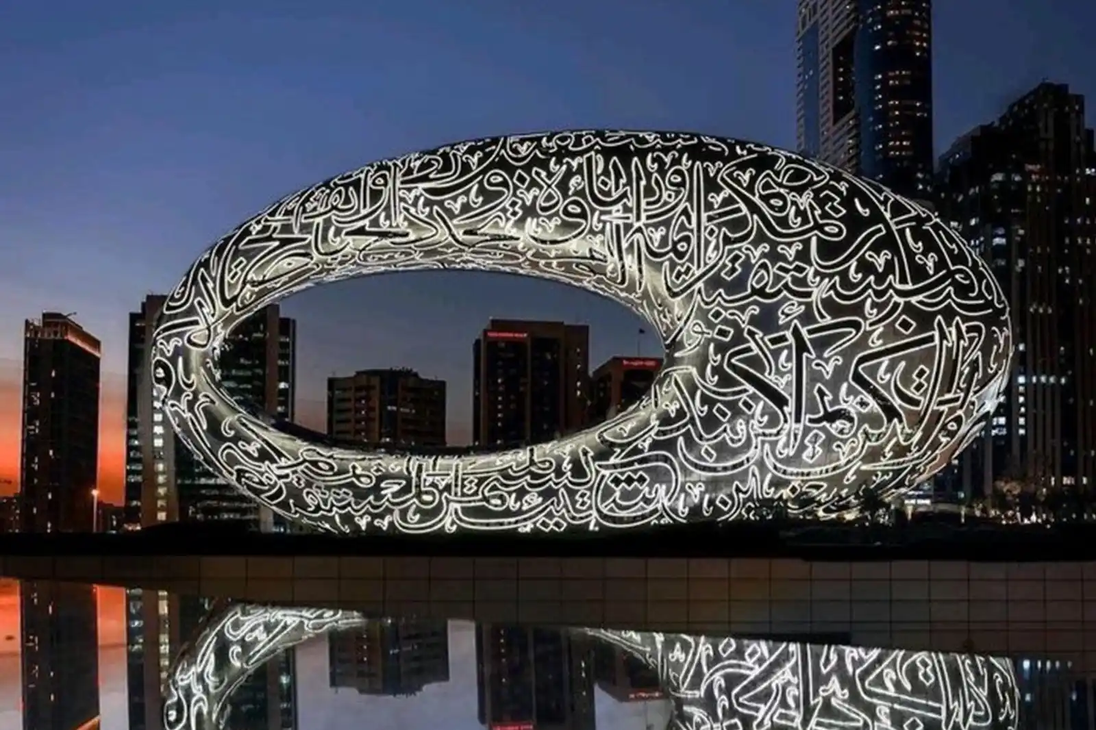 Discover Dubai’s modern wonders