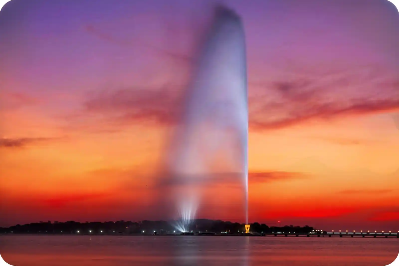 Visit King Fahd Fountain, a famous Saudi tourist spot