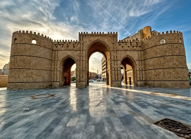 Discover Bab Makkah, a cultural landmark in Jeddah