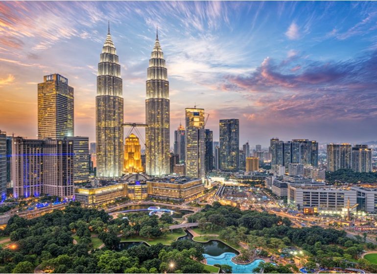 برجي-التوأم-كوالالمبور-ماليزيا